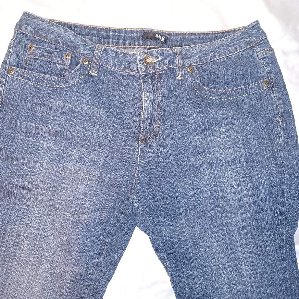 a.n.a. Straight Leg Medium Wash Distress Fade 5-Pocket 16P